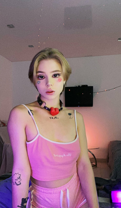 Alasti lekkinud OnlyFans-i pilt Lexia69