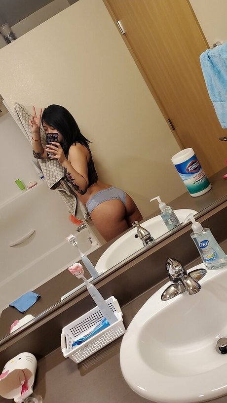 Pisssbabyy  nude leaked OnlyFans photo
