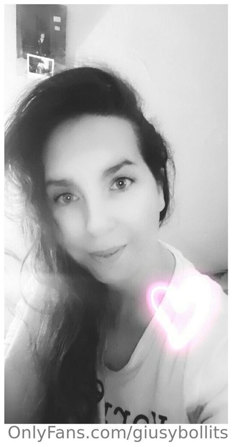Nahá fotka uniklých OnlyFans od Onlyqueen84