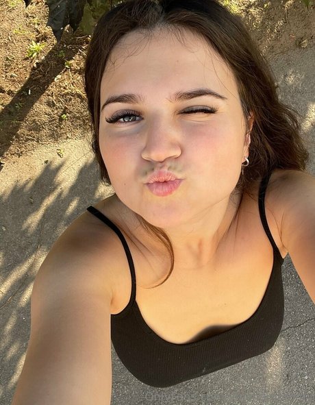 Naken lekkede OnlyFans-bilde av Steshamommy
