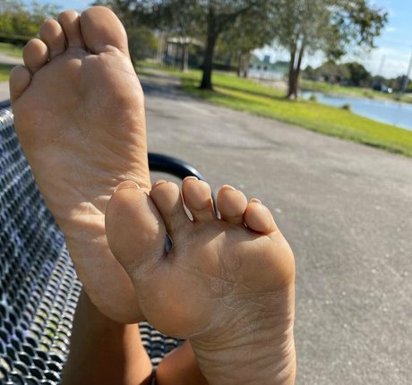 Imenacarlisle  nude leaked OnlyFans photo
