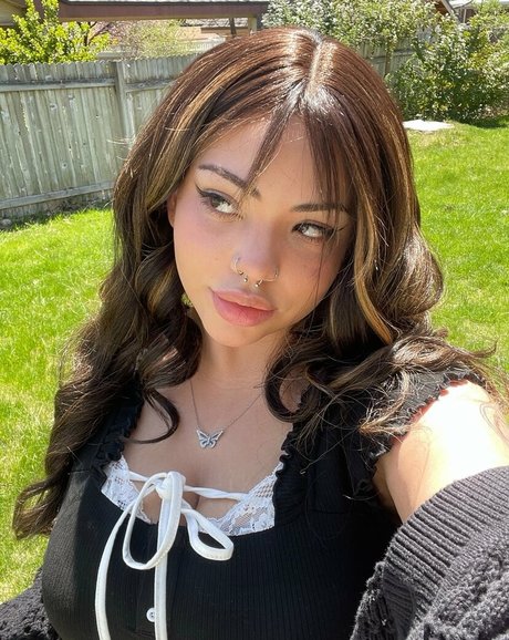 Nahá fotka uniklých OnlyFans od Ghstprincss