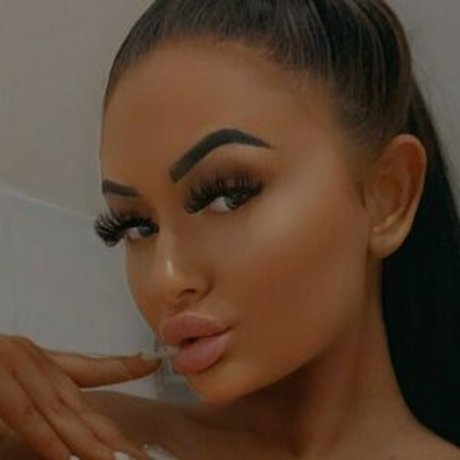 Naken lekkede OnlyFans-bilde av Sofy Denton