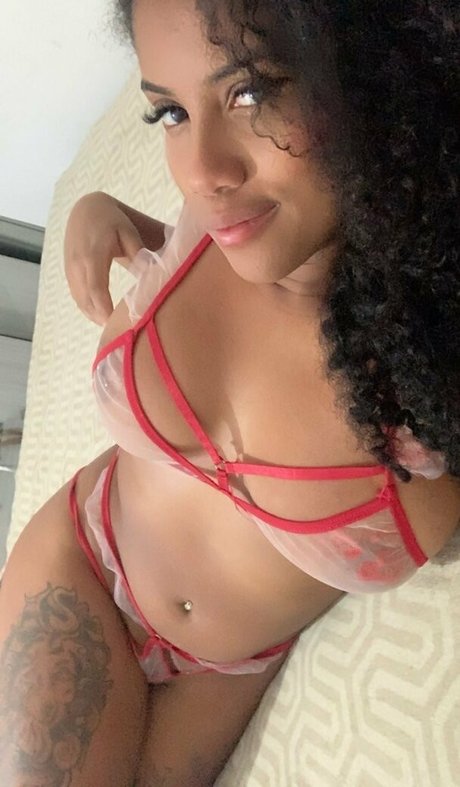 Thayzinhaxxx OnlyFans泄露裸照