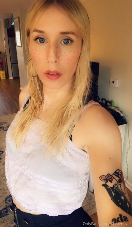 Foto nua vazada do OnlyFans de Kassienever