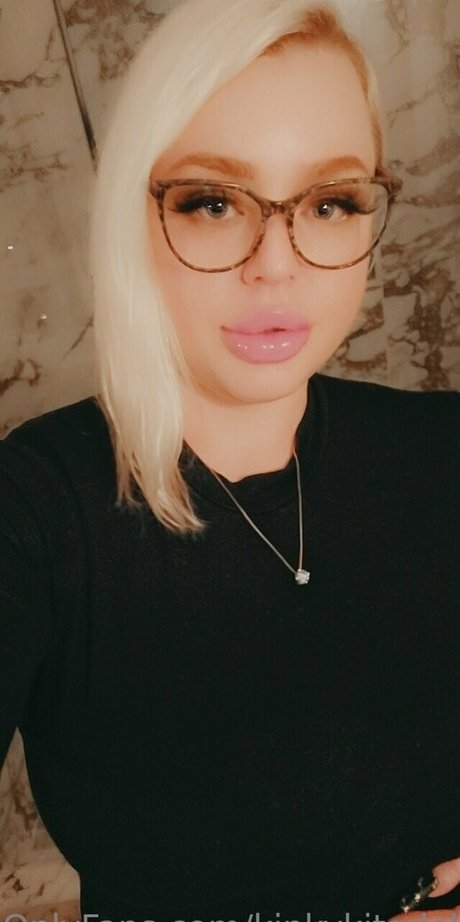 Kinkykitadoll