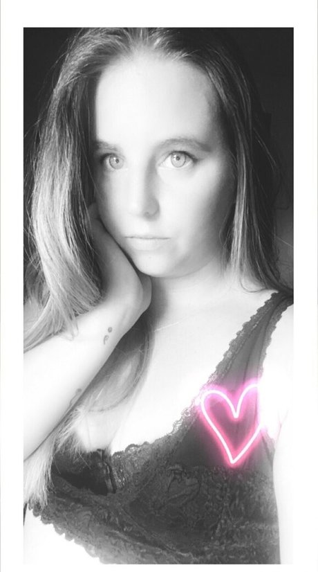 Blueeyesbombshell