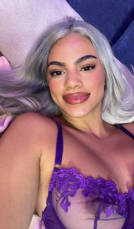 Nagie wyciekłe zdjęcie OnlyFans od Shelynna