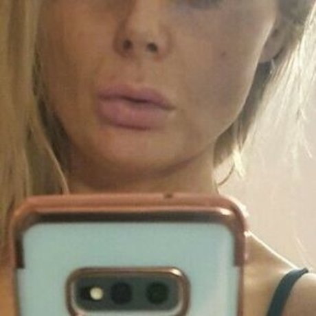 Nahá fotka uniklých OnlyFans od Pollypocket915