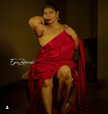 Naken lekkede OnlyFans-bilde av Nandana Krishna