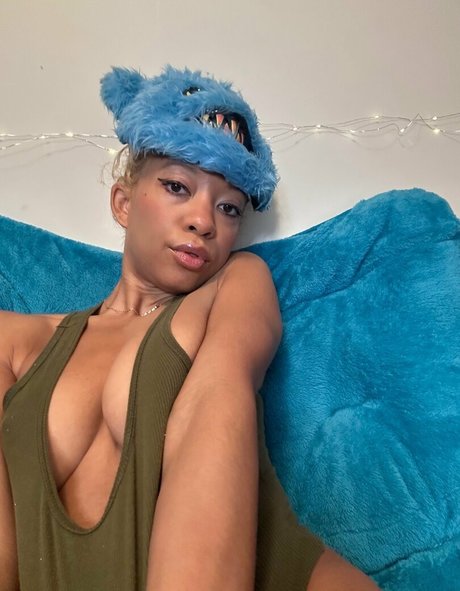 Naken läckt OnlyFans-bild av Cedella01