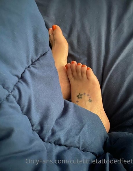 Обнаженная фотография утечки OnlyFans от Cutelittletattooedfeet