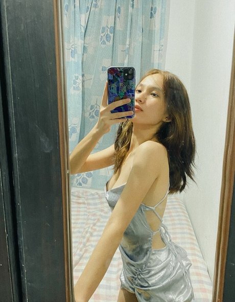 Nacktes geleaktes OnlyFans-Foto von Hotaquagirl