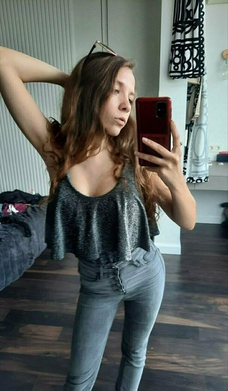 Charmingdora