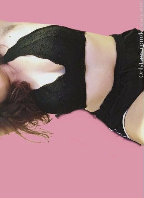 Naken läckt OnlyFans-bild av Bailey Grey