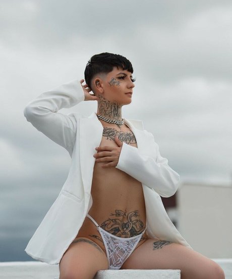 Photo nue de fuite OnlyFans de Nadypxt