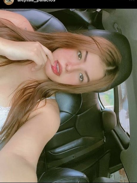 Naakte gelekte OnlyFans-foto van Alejandra Palacios