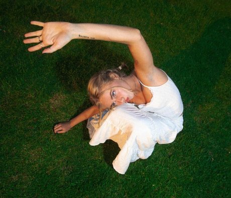 Claire Rosinkranz