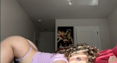 Naken läckt OnlyFans-bild av Clairbear99