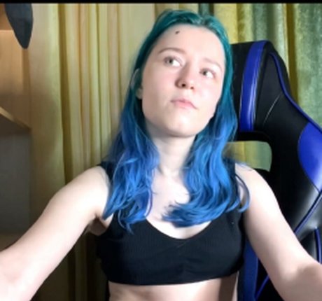 Foto nua vazada do OnlyFans de Arveni