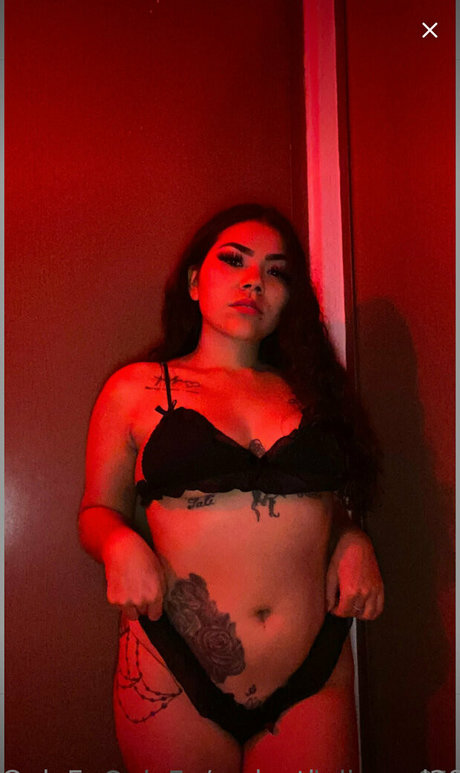 Nøgent lækket OnlyFans-billede af Brattyprincess25