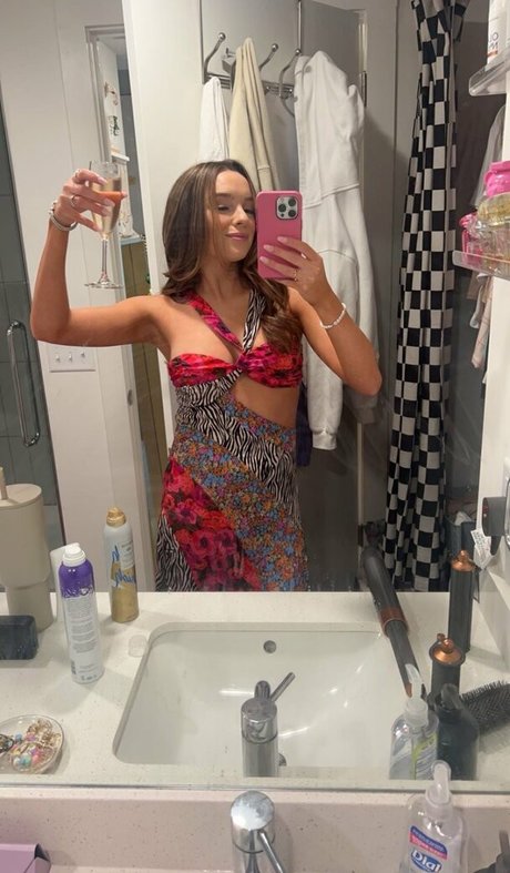 Foto nua vazada do OnlyFans de Amber Baker