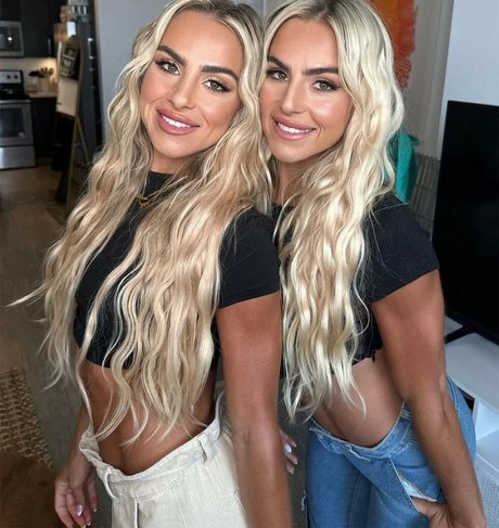 Cavinder Twins
