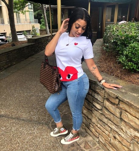 Shethickyyy