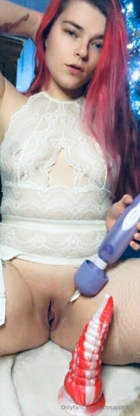 Naakte gelekte OnlyFans-foto van Kittysapphire1