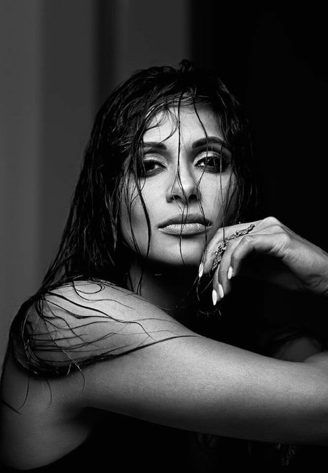 Foto di nudo di fuga di OnlyFans di Sangita Patel