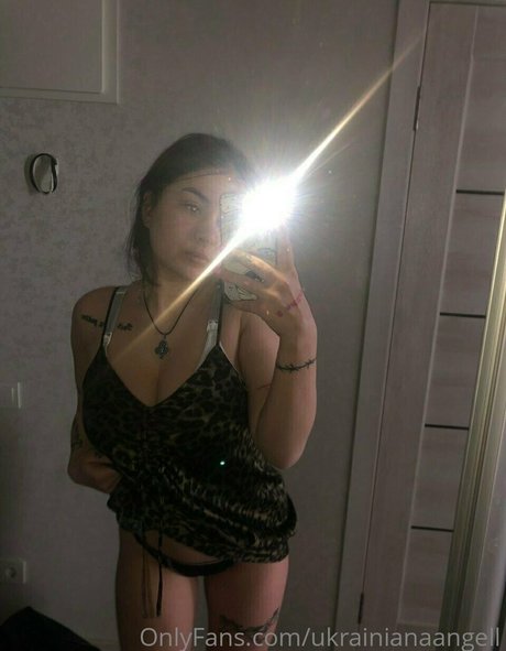 Naken läckt OnlyFans-bild av Ukrainianaangell