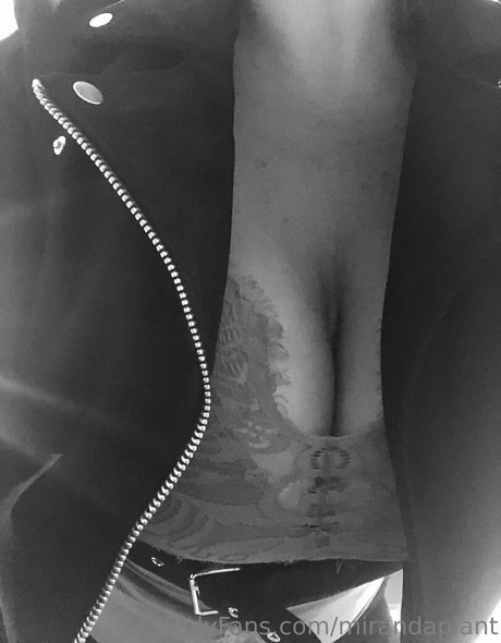 Foto desnuda filtrada de OnlyFans de Mirandaplant