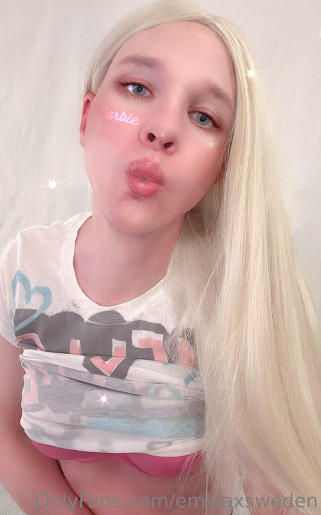 Emiliaxsweden  nude leaked OnlyFans photo