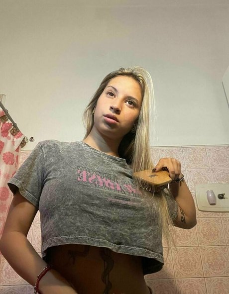 Naken lekkede OnlyFans-bilde av Sunnybunnyxx