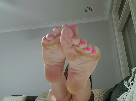 Naken läckt OnlyFans-bild av Barefootprincess1922