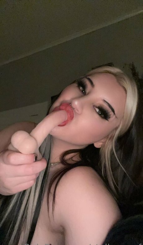 Alaston vuotanut OnlyFans-kuva Stalkerexgf