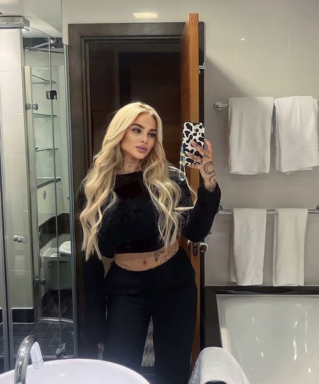 Angelika Kramer