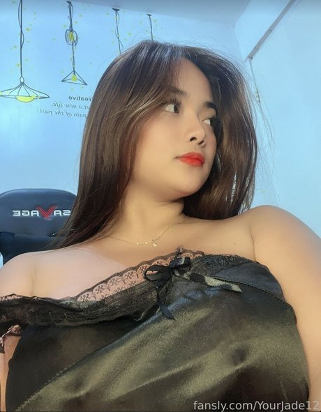 Jade12