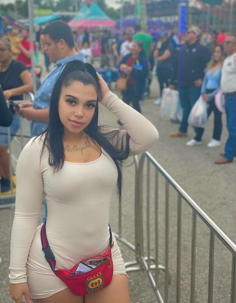 Foto nua vazada do OnlyFans de Theyfavoritegirl