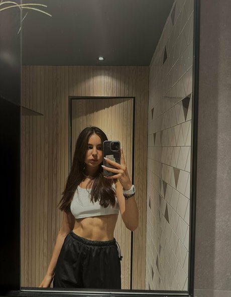 Alaston vuotanut OnlyFans-kuva Brendaaax