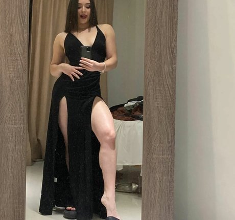 Daniela Flores