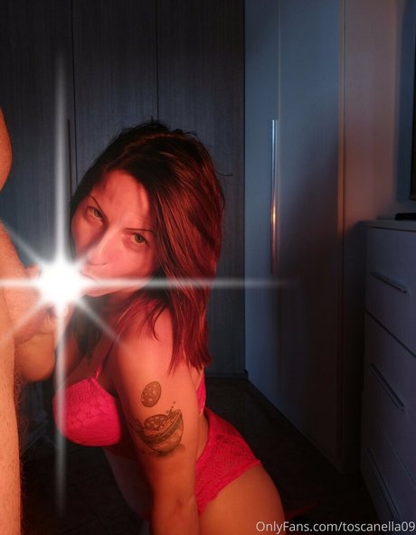 Обнаженная фотография утечки OnlyFans от Toscanella09