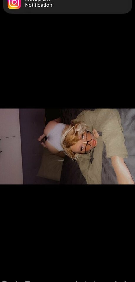 Naken lekkede OnlyFans-bilde av Pixieeclaire