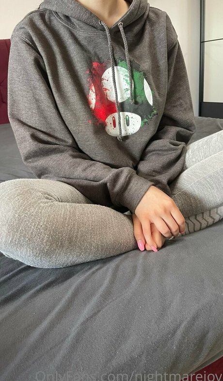 Naakte gelekte OnlyFans-foto van Nightmarejoy