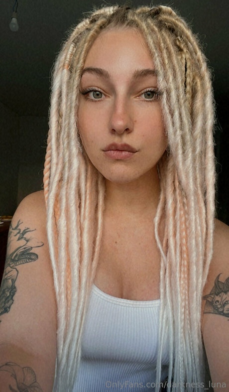 Photo nue de fuite OnlyFans de Darknessluna