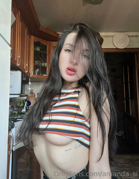 Обнаженная фотография утечки OnlyFans от Amandasi