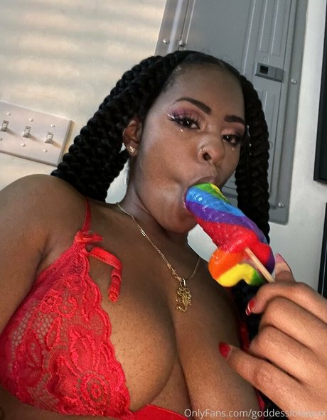 Goddesslolaaxxx