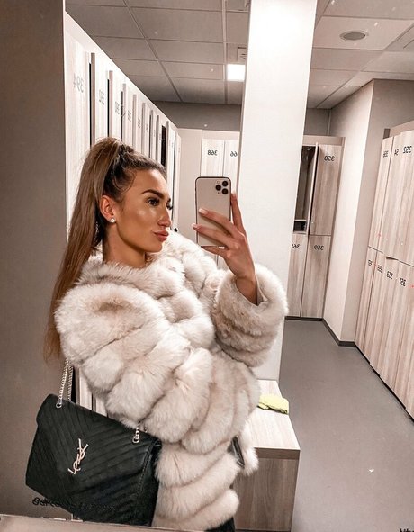 Nahá fotka uniklých OnlyFans od Daisyelfina