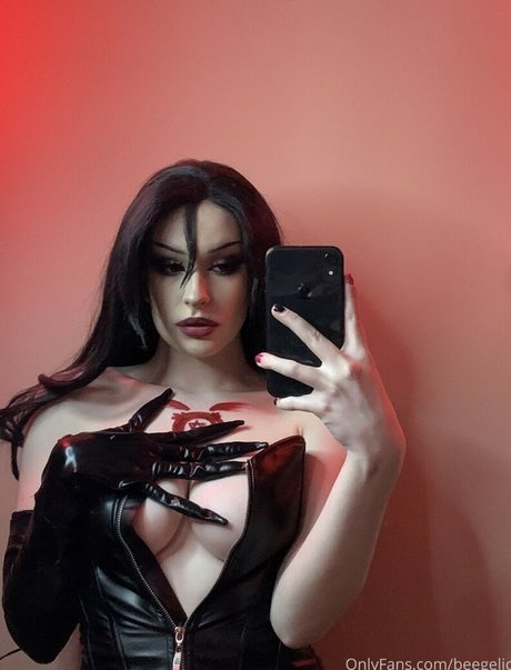 Alasti lekkinud OnlyFans-i pilt Vexedvirgo