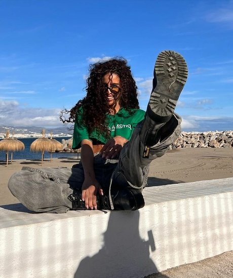 Zoe Bayona
